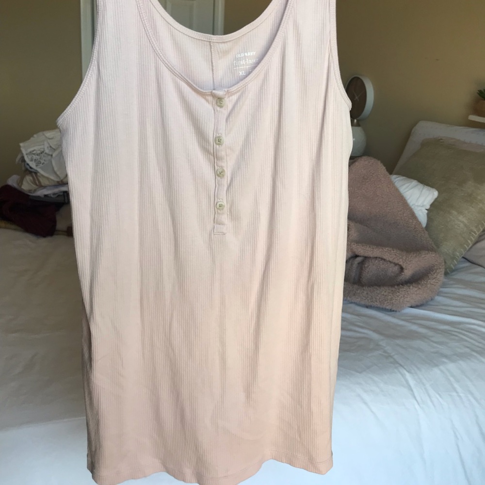 Old navy tank top